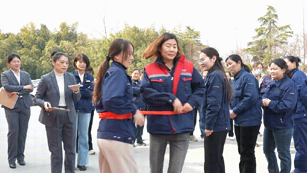 微信图片_20250310082455.gif 微信图片_20250310082455.gif