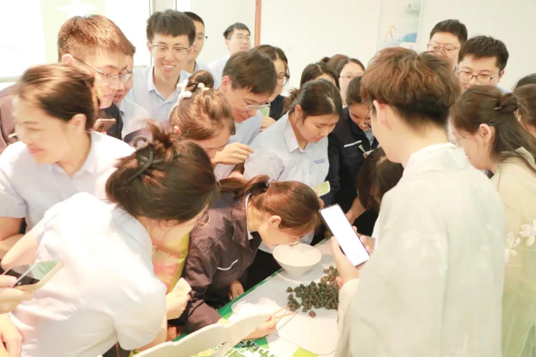 640 (25).webp.jpg 640 (25).webp.jpg